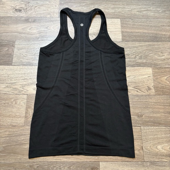 Lululemon Swiftly Tech Racerback
Black - Picture 4 of 6
